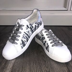 Circus by Sam Edelman print Devin sneakers